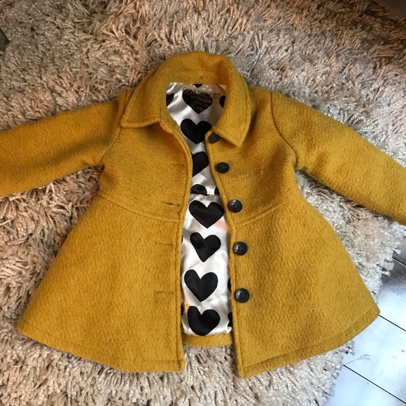 Coat - Picture 1 of 2